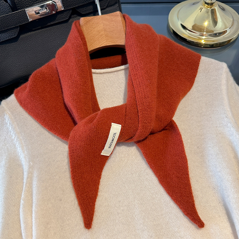 Shawl Wrap Winter - Sciarpa triangolare lavorata a maglia stile